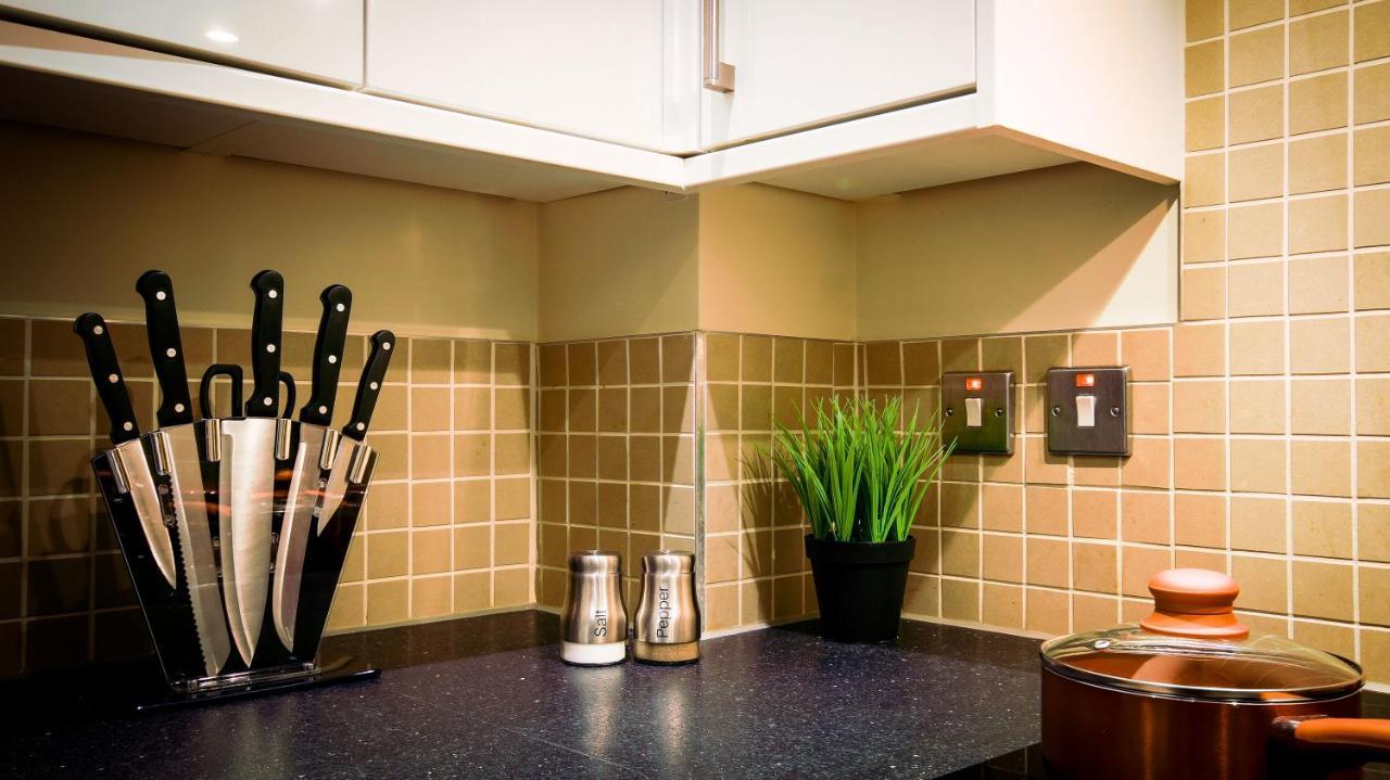סאות'המפטון Superb City Center 1 Or 2 Bedroom Apts King Bed מראה חיצוני תמונה
