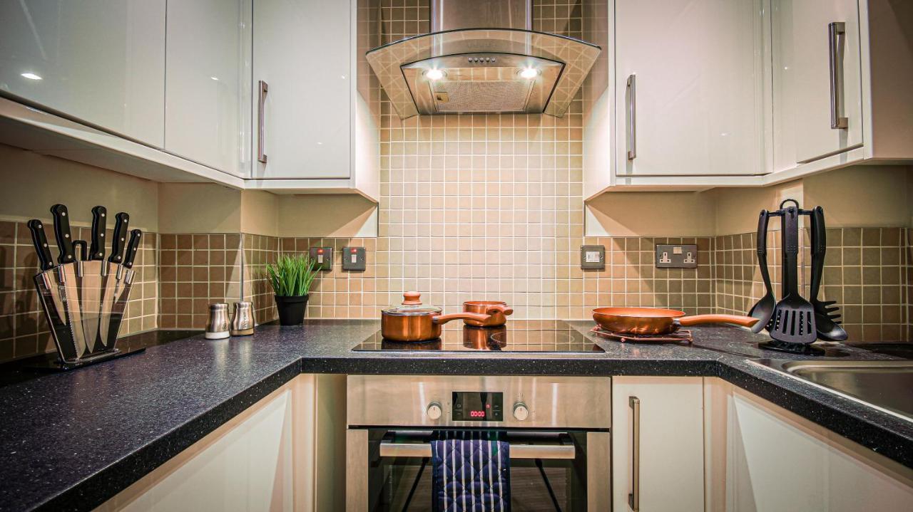 סאות'המפטון Superb City Center 1 Or 2 Bedroom Apts King Bed מראה חיצוני תמונה