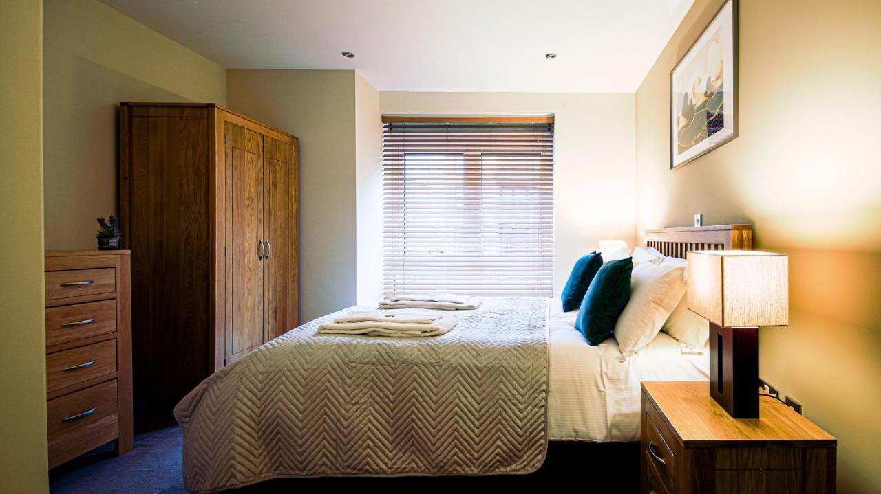 סאות'המפטון Superb City Center 1 Or 2 Bedroom Apts King Bed מראה חיצוני תמונה