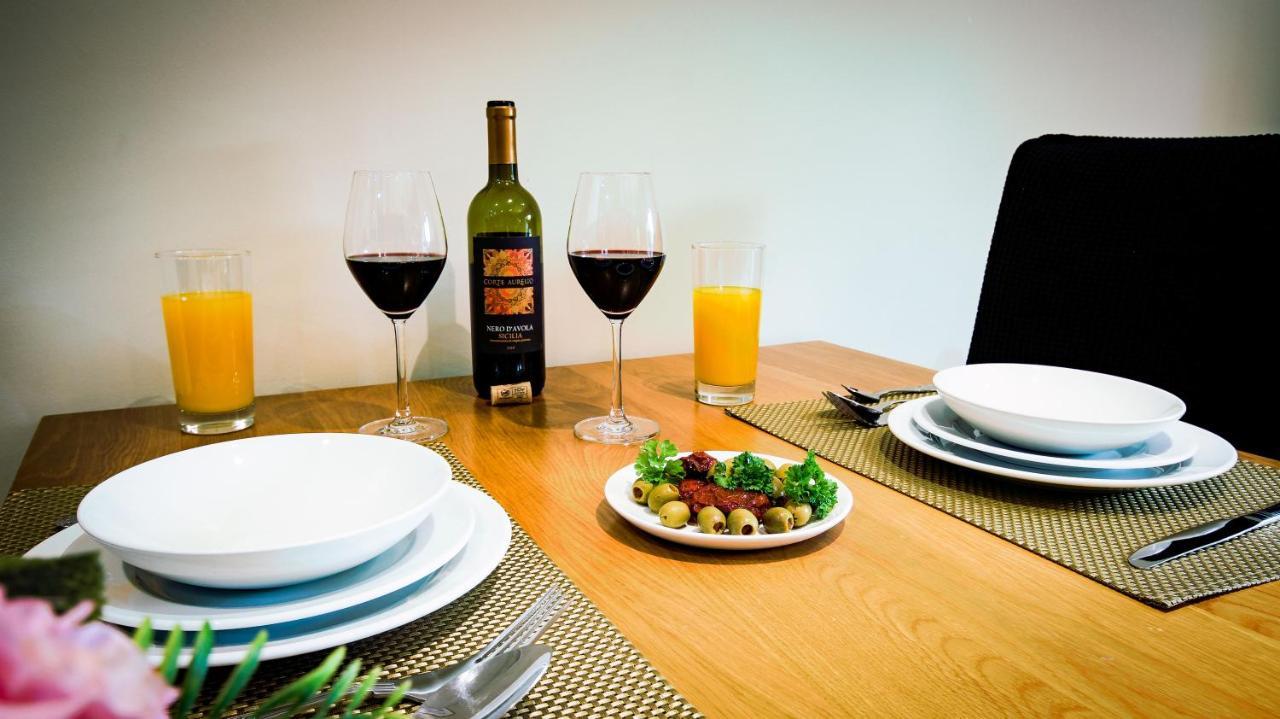 סאות'המפטון Superb City Center 1 Or 2 Bedroom Apts King Bed מראה חיצוני תמונה