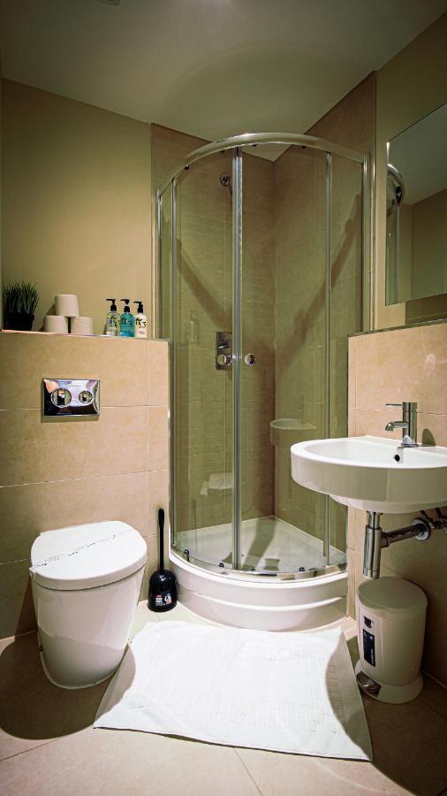 סאות'המפטון Superb City Center 1 Or 2 Bedroom Apts King Bed מראה חיצוני תמונה